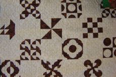 Lorraine Donovans Quilt.JPG