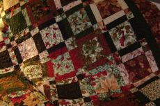 Bonnie McKinnonss Christmas Quilt.JPG